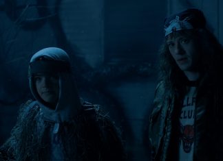 Joseph Quinn brinca que ficou ‘jogando dardos nas caras’ dos criadores de ‘Stranger things’ por causa do final da 4ª temporada