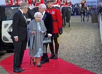 Pela primeira vez, rainha Elizabeth II não participará de evento anual na Escócia