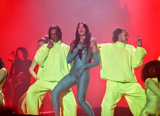 Dua Lipa faz show em São Paulo; FOTOS