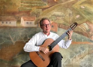 Arthur Nestrovski celebra o violão em álbum com temas de Cartola, Edu Lobo, Guinga, Pixinguinha e Wisnik
