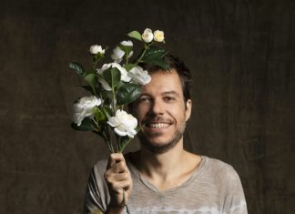 João Cavalcanti canta o viver lírico de Ivone Lara em álbum que põe a obra da compositora em outras rodas
