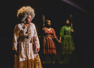 Musical ‘Torto arado’ põe em cena um brado feminino de resistência ancestral contra os latifúndios do poder branco