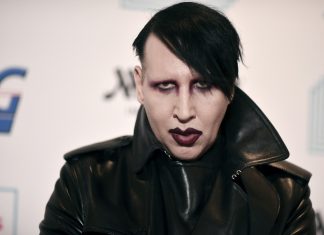 Marilyn Manson se livra de acusação de violência doméstica e abuso sexual em Los Angeles