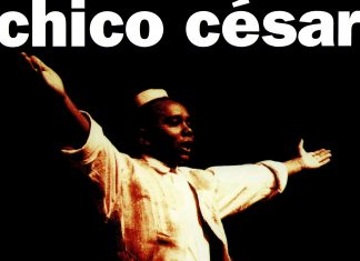 Chico César faz a festa no palco para celebrar álbum ao vivo e autoral que, aos 30 anos, permanece cheio de vida