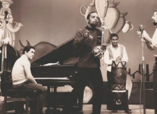 Vida e obra de Naná Vasconcelos são iluminadas em alentada fotobiografia que refaz o percurso do percussionista