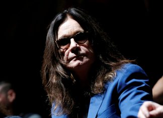 Com Parkinson, Ozzy Osbourne revela que não consegue mais andar