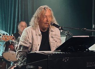 Como é bom viver e assistir a um show no tempo ensolarado de Marcos Valle!