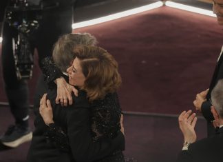 ‘Nós vamos sorrir’, comemora Fernanda Torres após conquista de ‘Ainda estou aqui’ no Oscar