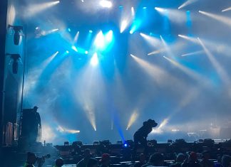 Escanteado no Lolla, JPEGMAFIA faz show grandioso para público singelo