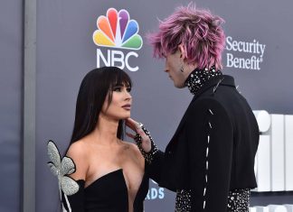 Megan Fox dá à luz filha com ex-namorado Machine Gun Kelly