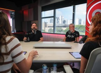Sepultura leva turnê de despedida ao Lolla e celebra novo baterista: ‘Melhor coisa que aconteceu’