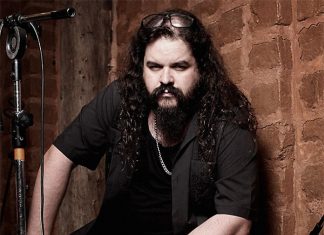 Produção relevante de Tom Capone no estúdio carioca Toca do Bandido gera projeto de documentário musical