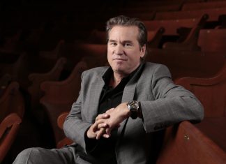 Briga com Marlon Brando, soco em atriz: os bastidores polêmicos na trajetória de Val Kilmer