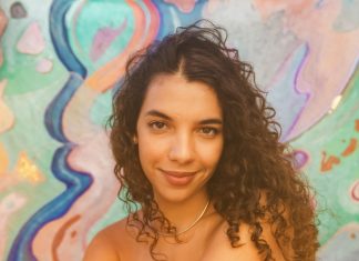 Voz da Bahia, Mirceia Jordana quer atenção para álbum autoral ‘À vontade’