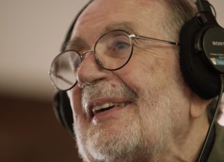 Cacá Diegues recebe homenagem no Festival de Cannes com documentário sobre sua vida