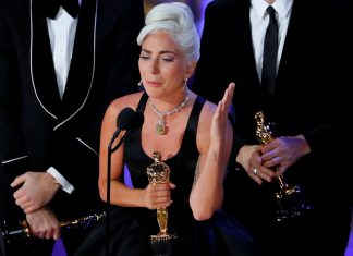 A filosofia de Lady Gaga: Crítica ao etarismo, apoio a comunidade LGBT+ e mensagens motivacionais
