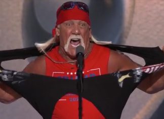 Hulk Hogan rasgou camisa para declarar apoio a Trump nas eleições em 2024