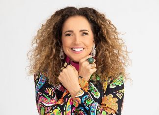 Daniela Mercury festeja 60 anos de vida com música inédita de Chico César