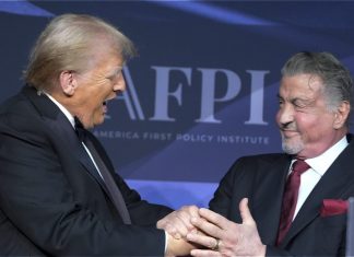 Trump anuncia homenagens a Sylvester Stallone, KISS e Gloria Gaynor