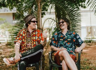 Duo Lambada da Serpente pretende dar tom ‘futurista’ à música tropical latino-americana com EP de som instrumental