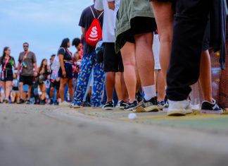 Lollapalooza 2026: Venda de ingresso para público geral começa nesta semana