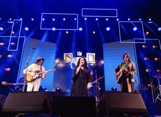 Encontro de Gal Costa com Rubel e Tim Bernardes é eternizado em single triplo que antecede álbum ao vivo póstumo