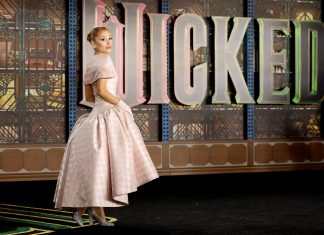 Ariana Grande cancela vinda ao Brasil para lançamento de ‘Wicked: Parte 2’ após problema em voo: ‘Devastada’