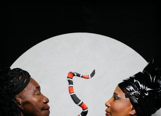 Lia de Itamaracá e Daúde revitalizam sem nostalgia, em álbum conjunto, o axé e a herança ancestral das matriarcas