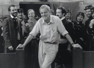 Peter Watkins, pioneiro diretor de ‘O Jogo da Guerra’, morre aos 90 anos