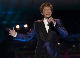 Barry Manilow vai passar por cirurgia para tratamento de câncer de pulmão