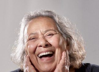 Corpo da atriz Teuda Bara será velado nesta sexta-feira no Palácio das Artes, no Centro de BH