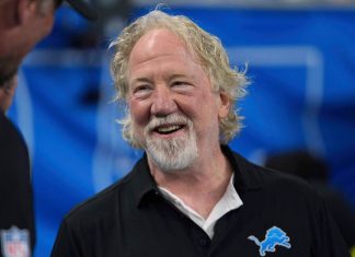 Ator Timothy Busfield é acusado mais uma vez de abuso sexual, diz site