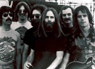 Morre Bob Weir, guitarrista e fundador do Grateful Dead, aos 78 anos