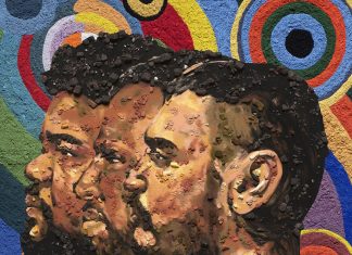 Amaro Freitas, Criolo e Dino D’Santiago se irmanam (e se elevam) na travessia atlântica do resiliente álbum do trio