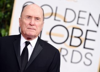 Robert Duvall recusou atuar em ‘O Poderoso Chefão 3’ após saber que Al Pacino ganharia ‘3 ou 4 vezes mais’ que ele