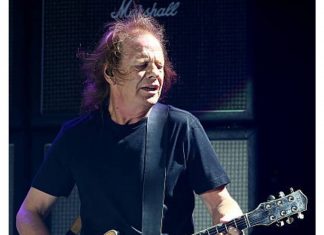 Guitarrista do AC/DC é hospitalizado na Argentina