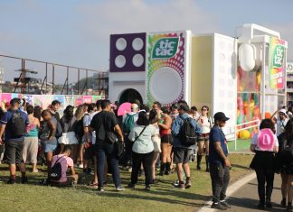 Brinde vale a fila? Fãs relatam espera de até três horas por itens exclusivos no Lolla 26