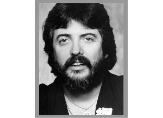 Dash Crofts, cantor do sucesso ‘Summer Breeze’, morre aos 87 anos