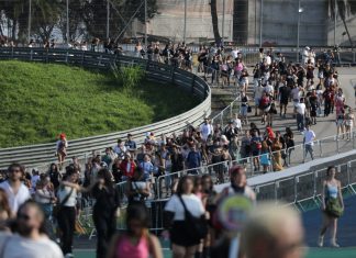Lollapalooza 2026: Quem trabalha no festival consegue assistir aos shows e curtir as atrações do evento?