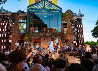 Mumuzinho registra show no Rio com roteiro que inclui sucessos de Agepê e Beth Carvalho entre pagodes inéditos