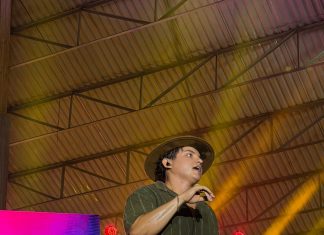 Filho do Piseiro comemora sucesso após viralizar com ‘boca de médio grave’: ‘Tenho até ônibus agora’