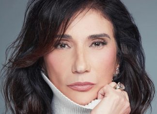 Zizi Possi chega aos 70 anos com a voz límpida e o canto depurado após ter superado graves problemas de saúde