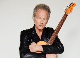 Lindsey Buckingham, ex-Fleetwood Mac, é atacado por suposta stalker com ‘substância desconhecida’