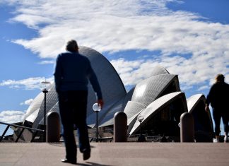 Sydney endurece confinamento devido a persistente surto de Covid na Austrália