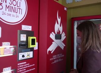 Roma inaugura sua 1ª máquina automática para servir pizzas; assista
