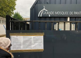 França vai fechar 6 mesquitas e dissolver associações suspeitas de radicalismo