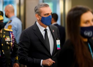 Homem é preso em Nova York após ameaçar matar o presidente da República Dominicana