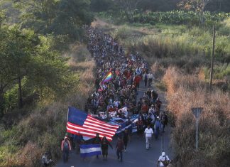 EUA aumentarão ‘voos de deportação’ para imigrantes presos no Texas