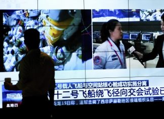 Astronautas chineses iniciam retorno à Terra após missão recorde de 90 dias