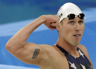 Nadador dos EUA que ganhou 5 medalhas em Olimpíadas se declara culpado por ter invadido Capitólio
